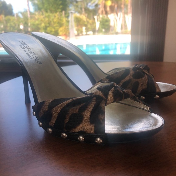 •Dolce&Gabbana Leopard Heels• - Picture 6 of 8